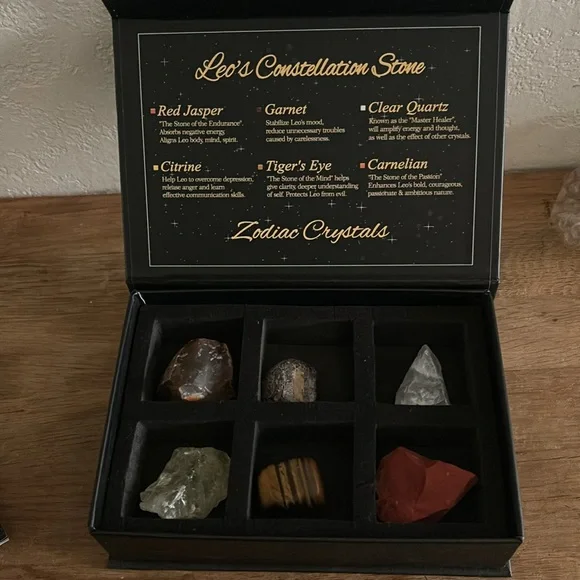 Leo gem gift set - Picture 3 of 3